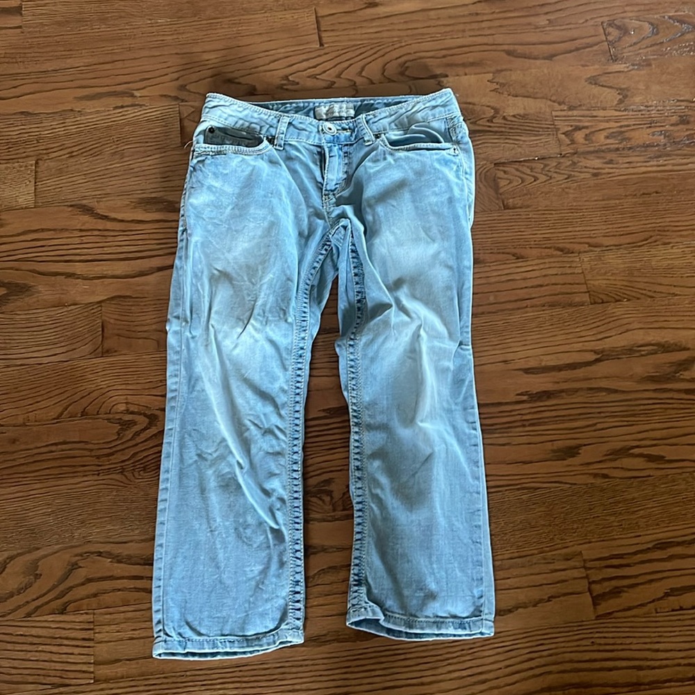 Women’s Aeropostale capris size 5/6